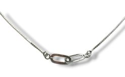 Collar de plata